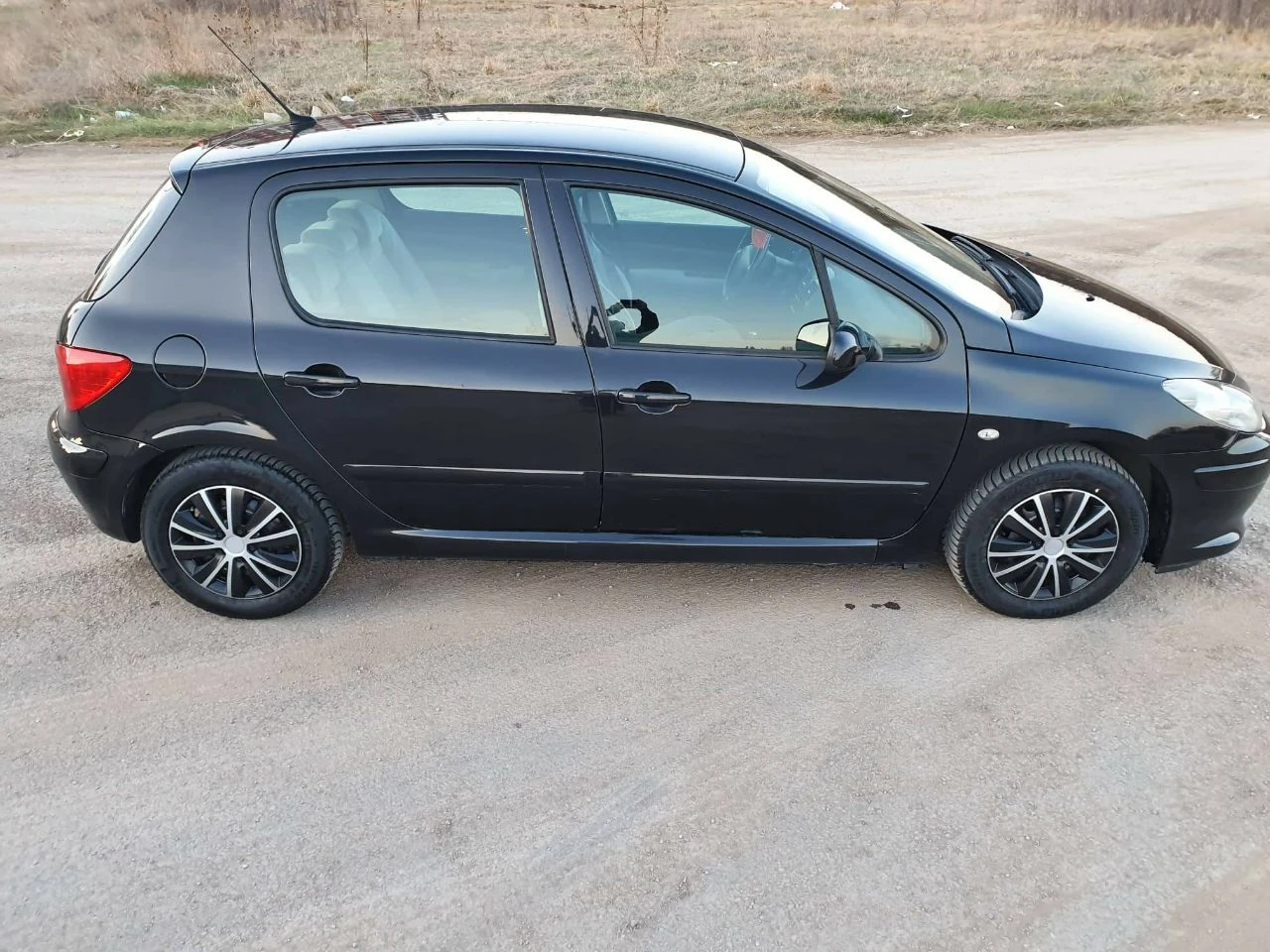 Peugeot 307 1.6 GAS - изображение 7