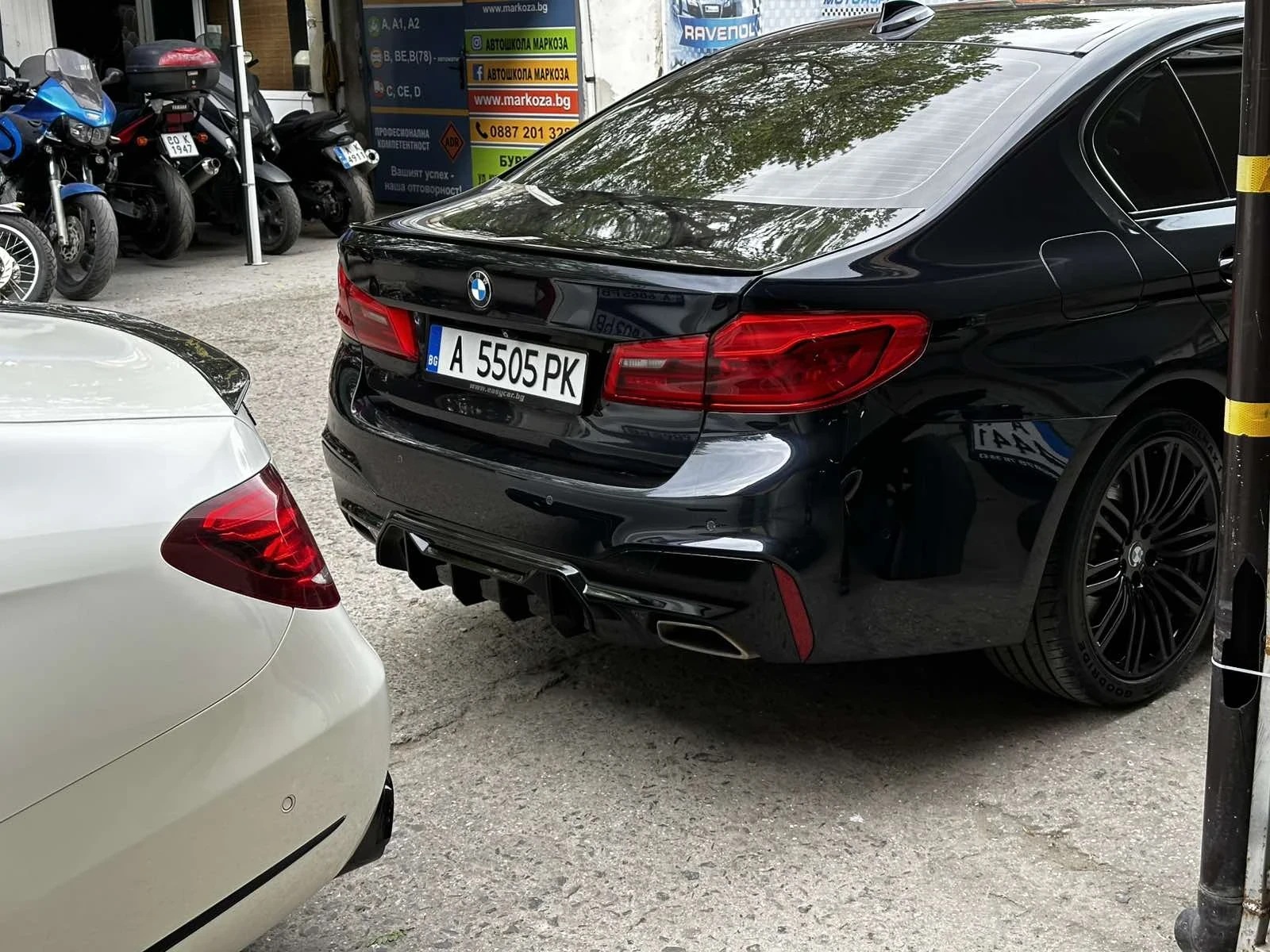 BMW 530 3.0 - изображение 2