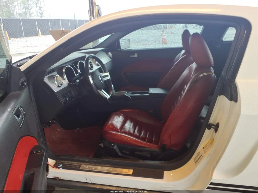 Ford Mustang 4.0l V6, снимка 5 - Автомобили и джипове - 53853005