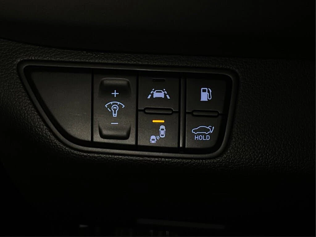 Genesis G70 3.3T AWD* АвтоКреди* (ЦЕНА ДО БГ), снимка 16 - Автомобили и джипове - 53951712