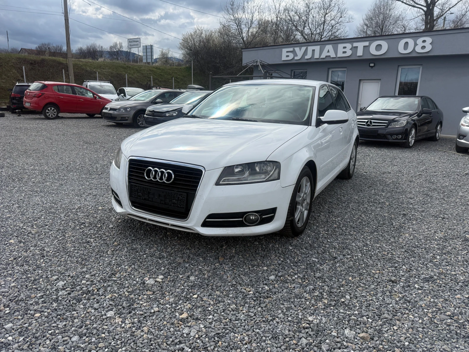 Audi A3 1.6 TDI EVRO5 , снимка 2 - Автомобили и джипове - 54036261