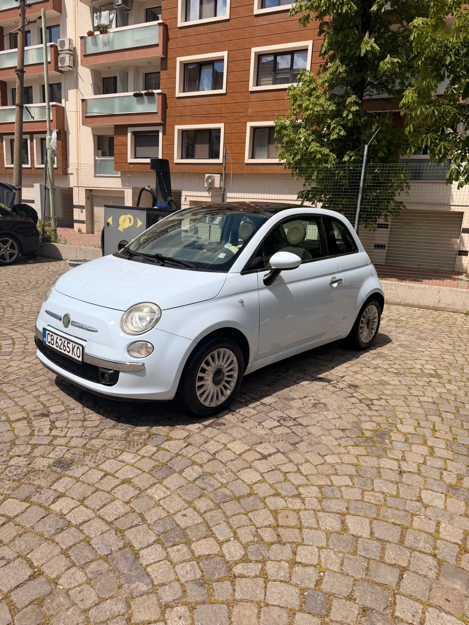 Fiat 500, снимка 2 - Автомобили и джипове - 54423912