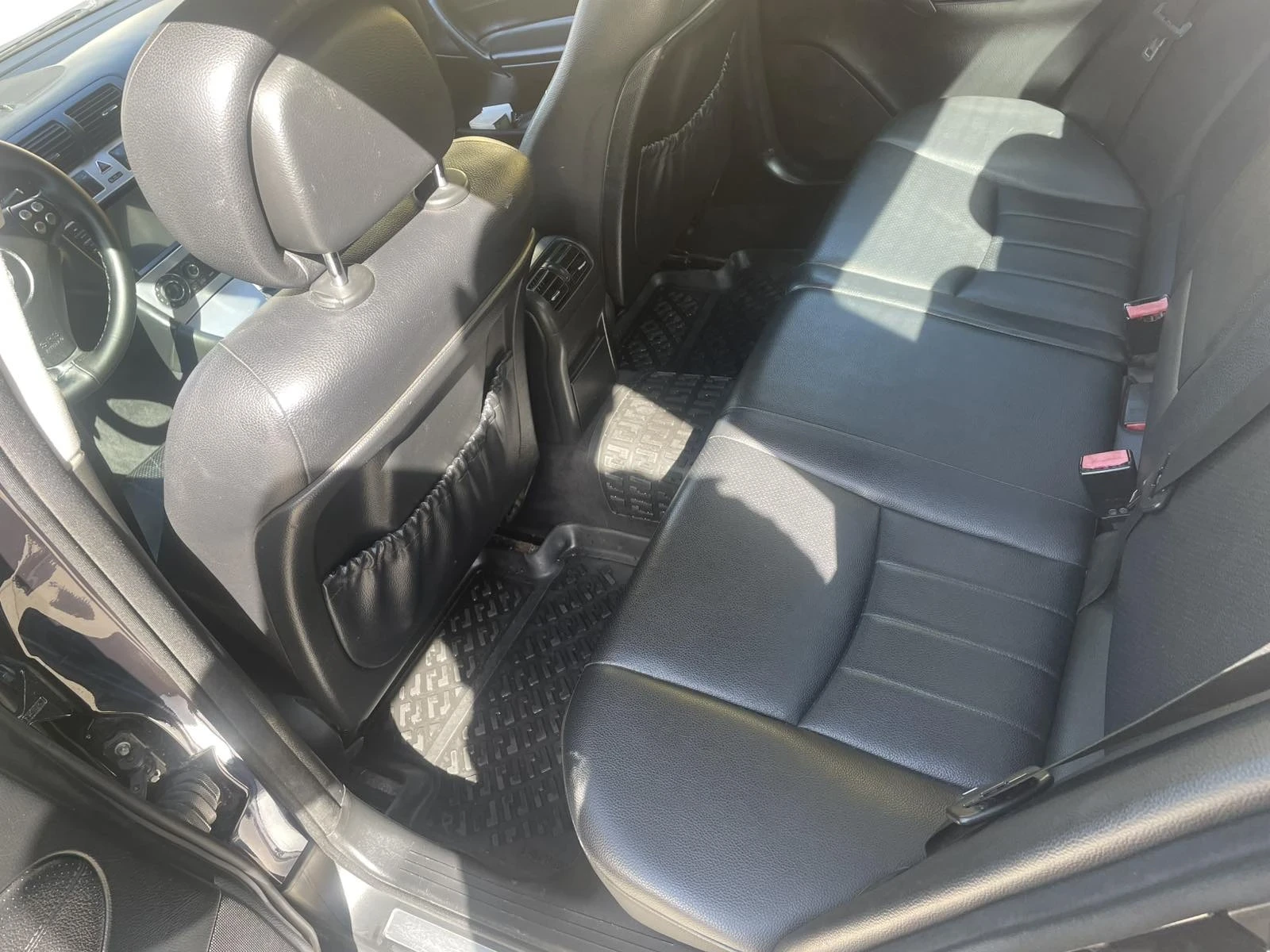 Mercedes-Benz C 220 Sport edition AMG, снимка 5 - Автомобили и джипове - 54455463