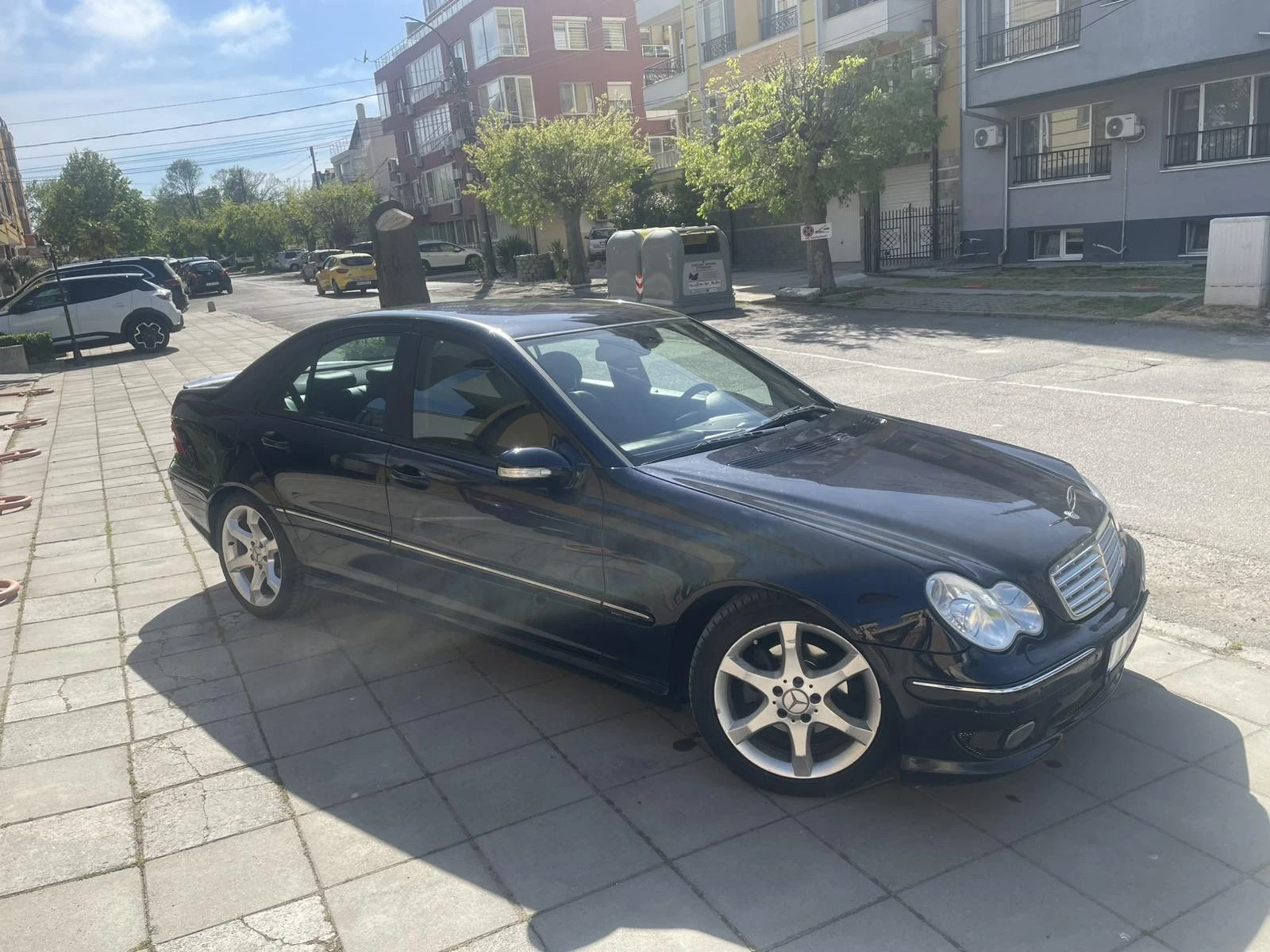 Mercedes-Benz C 220 Sport edition AMG, снимка 10 - Автомобили и джипове - 54455463