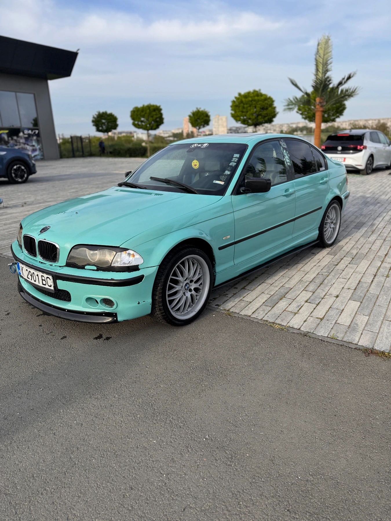 BMW 330, снимка 8 - Автомобили и джипове - 54460671
