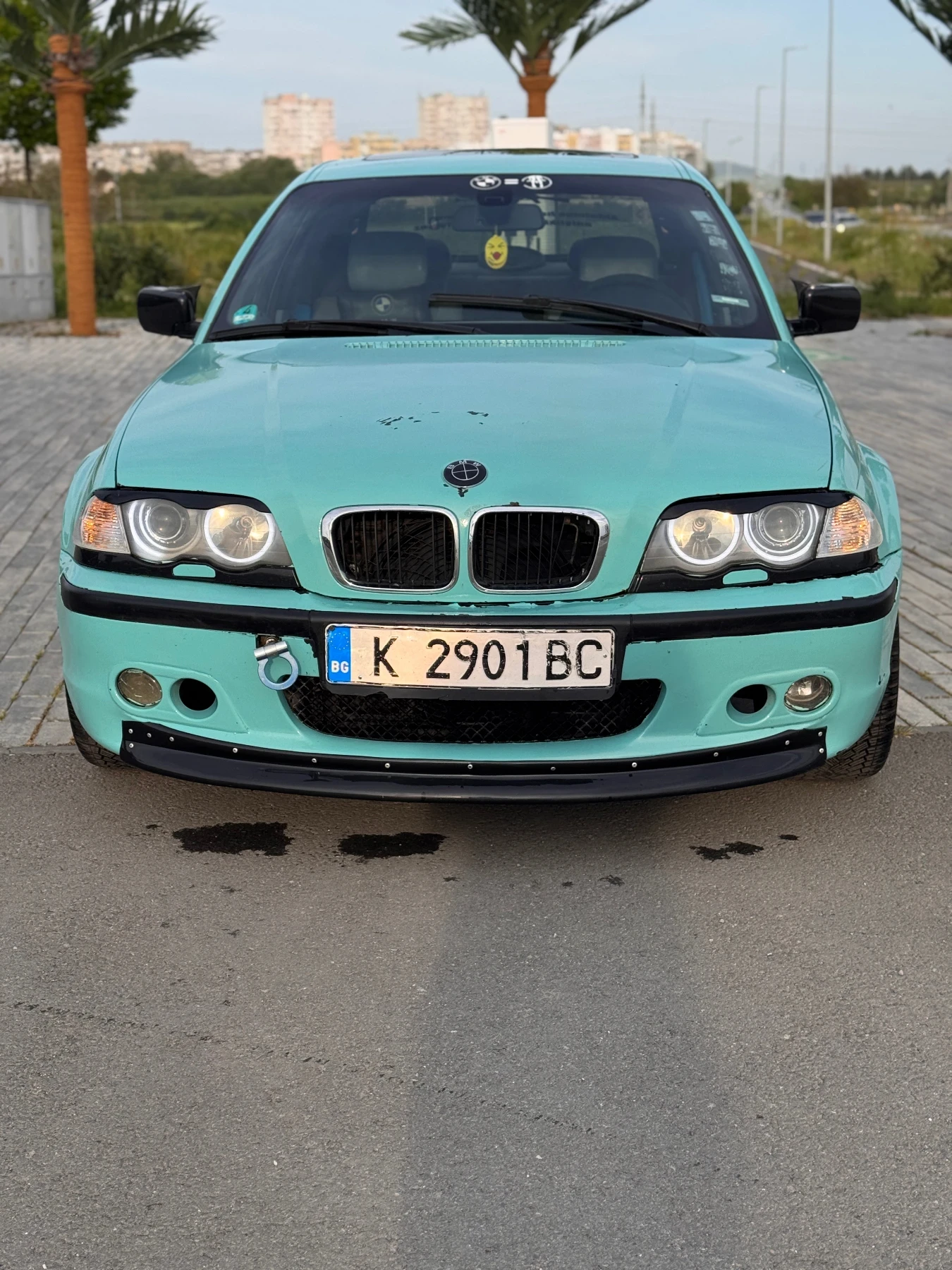BMW 330