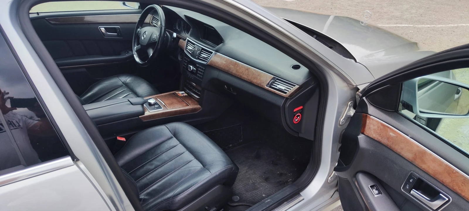 Mercedes-Benz E 300 CDI 231 к.с., снимка 10 - Автомобили и джипове - 54703630