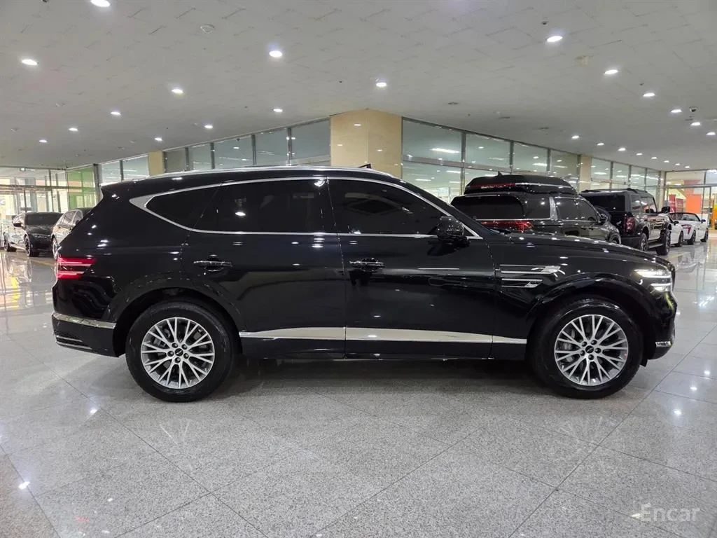 Genesis GV80  Luxury /360 / HUD / Panorama / CarPlay , снимка 2 - Автомобили и джипове - 54801688