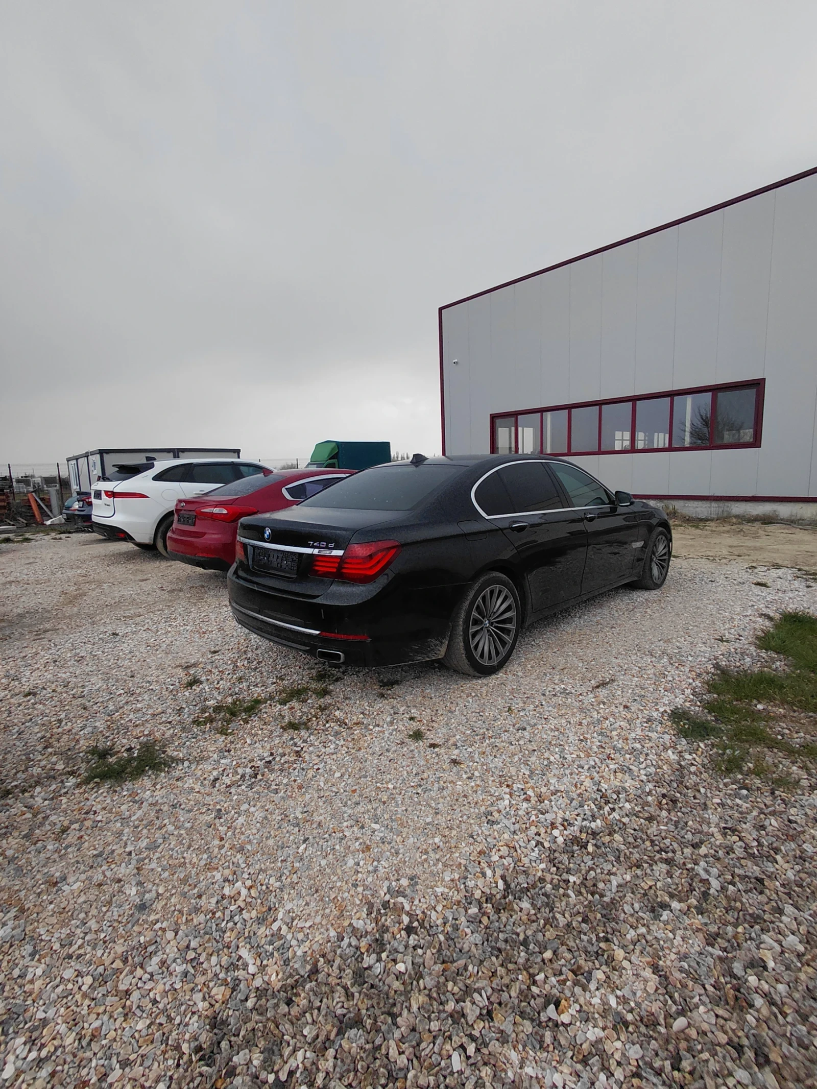 BMW 730 3.0 INDIVIDUL 2015 X Drive Facelift, снимка 5 - Автомобили и джипове - 54836447