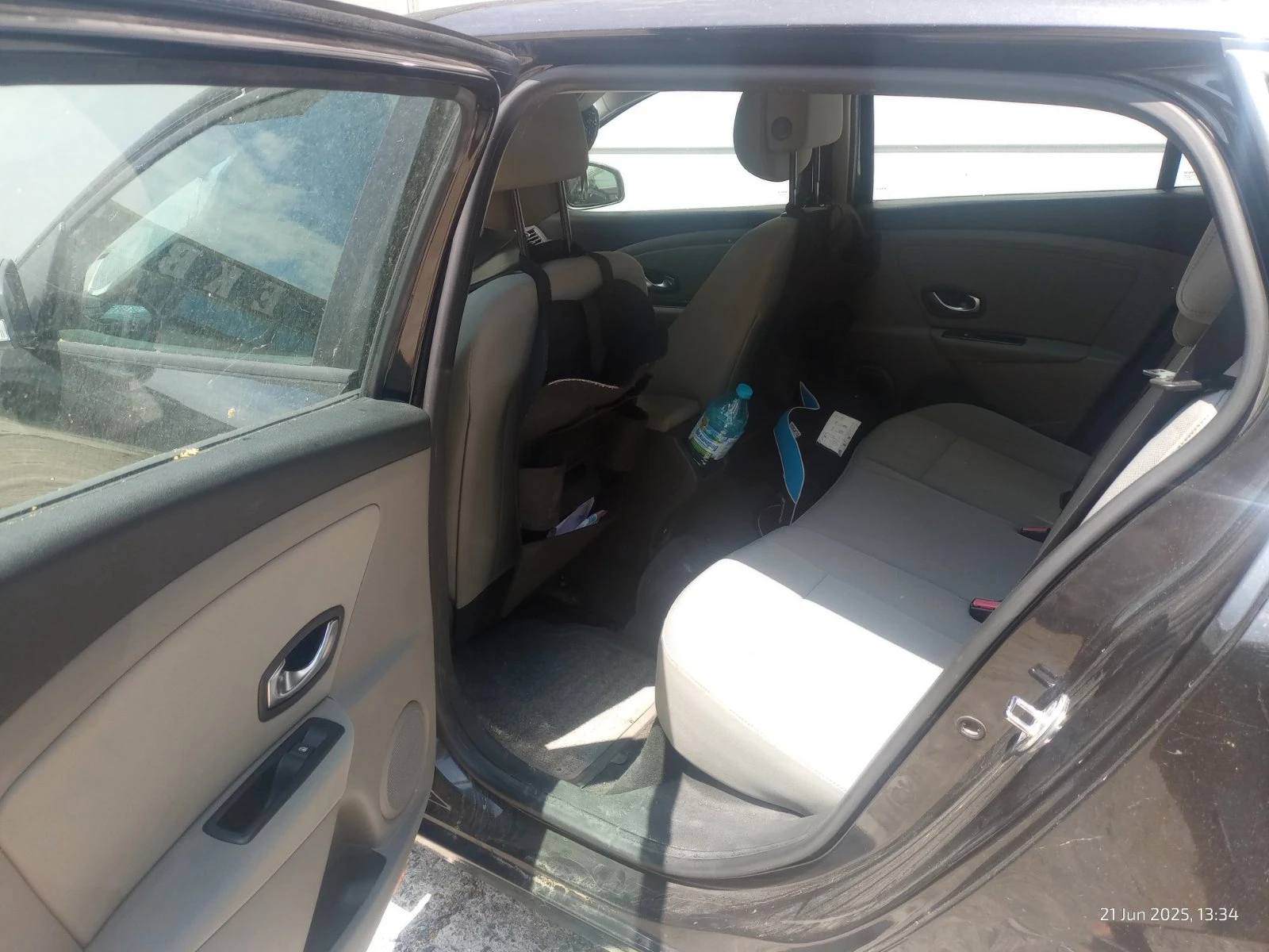 Renault Megane 1, 5 DCI, снимка 5 - Автомобили и джипове - 54823375