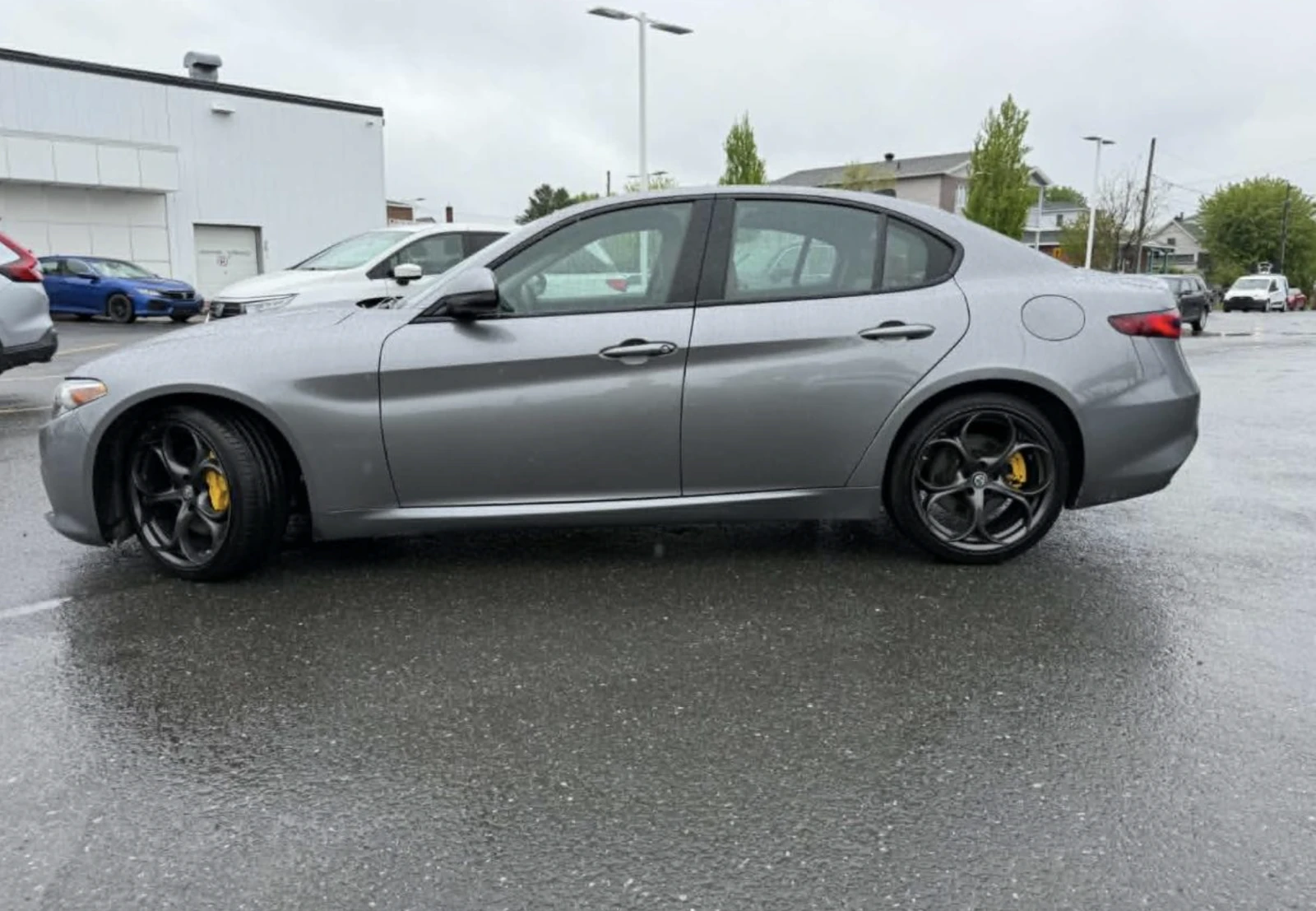 Alfa Romeo Giulia Ti berline sport Q4 / HARMAN KARDON / ПАНОРАМА /, снимка 8 - Автомобили и джипове - 54912071