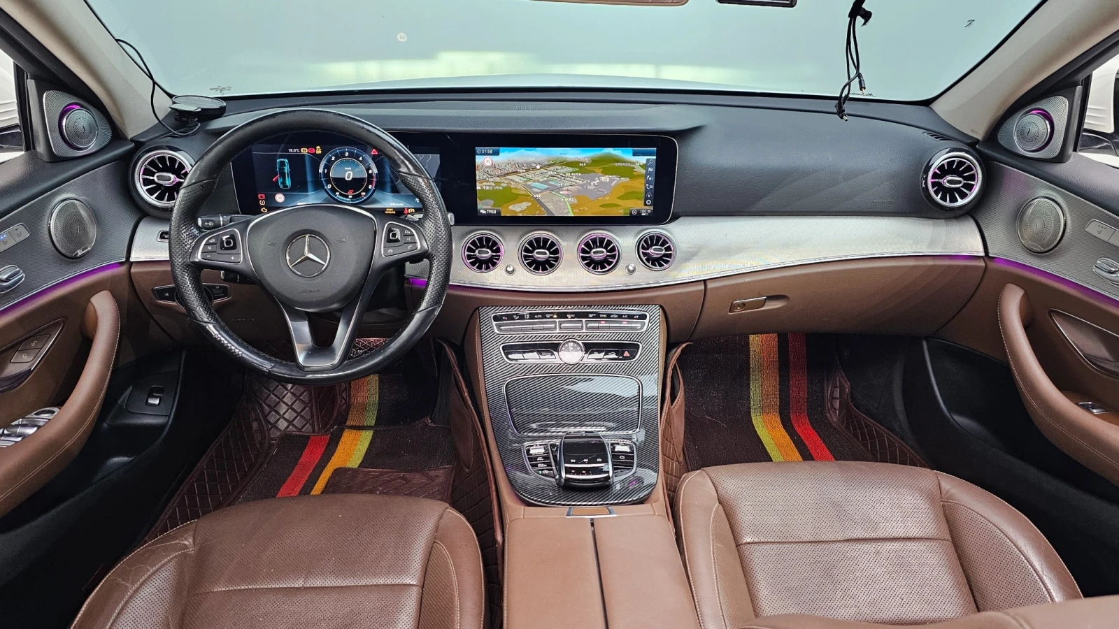 Mercedes-Benz E 350 * FULL DIGITAL * ОБДУХВАНЕ * ХЕД-ЪП * АМБИЕНТНО * , снимка 8 - Автомобили и джипове - 55062068