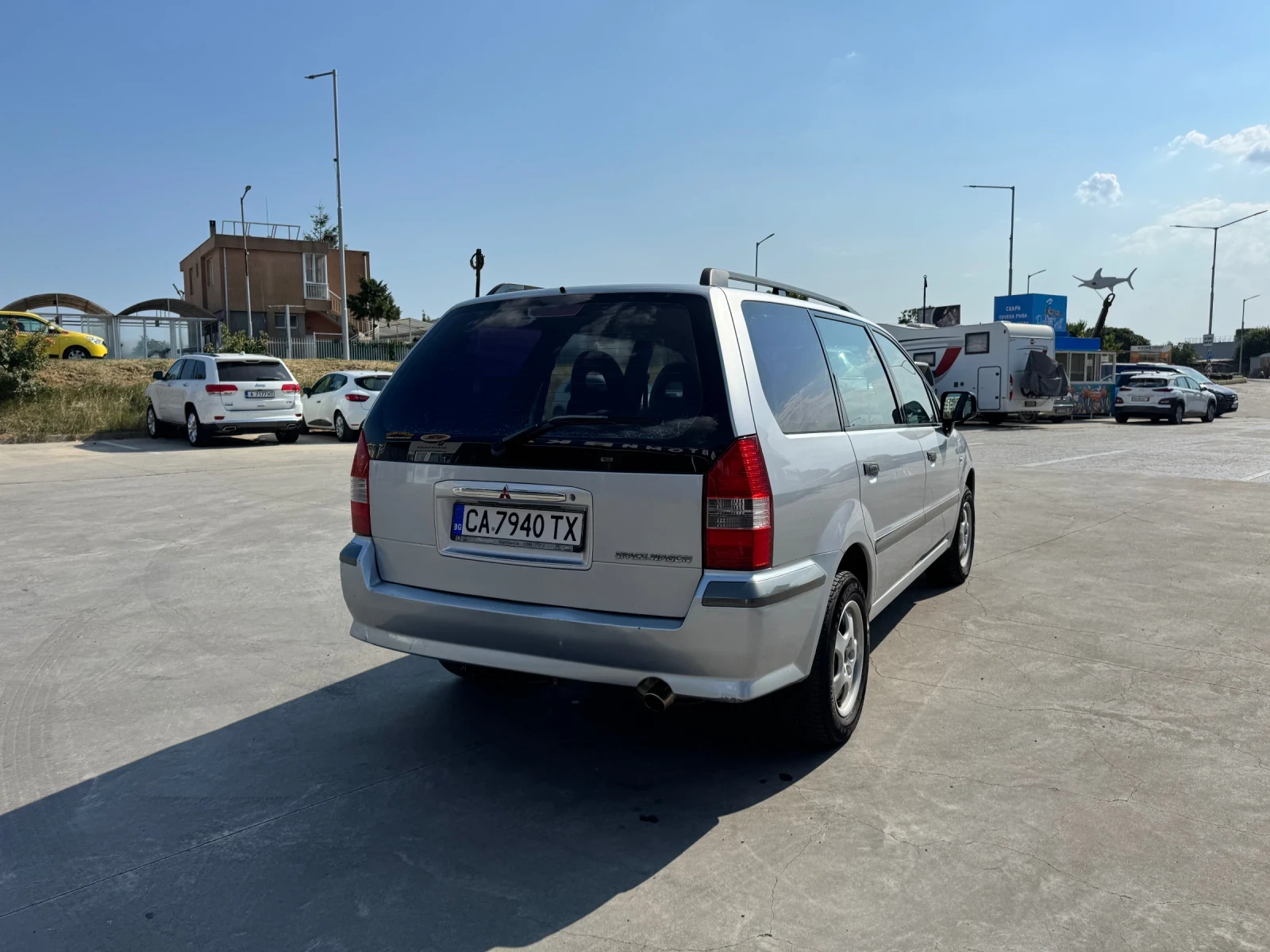 Mitsubishi Space wagon, снимка 3 - Автомобили и джипове - 55588444