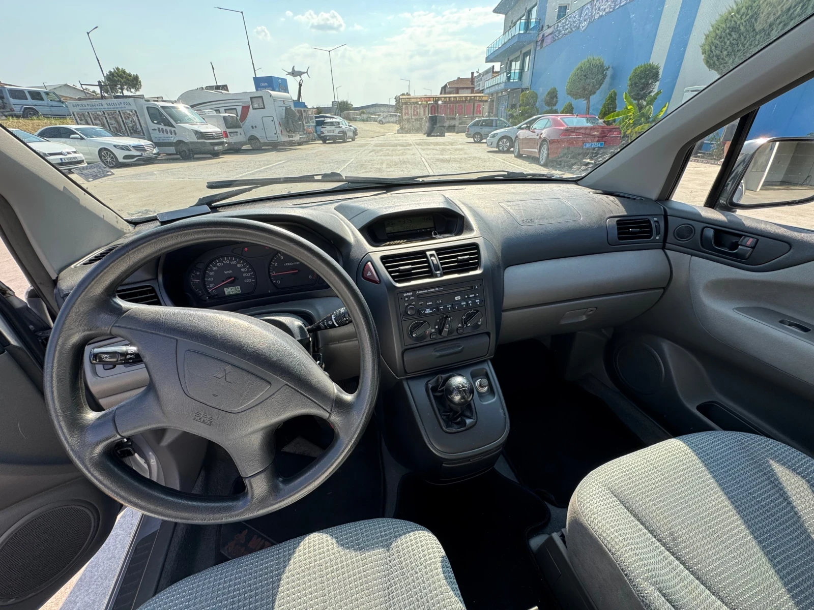 Mitsubishi Space wagon, снимка 7 - Автомобили и джипове - 55588444