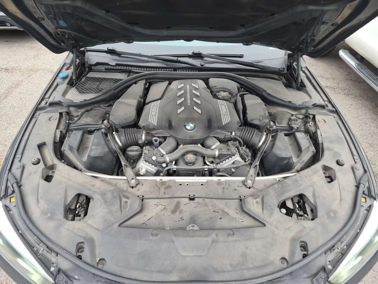 BMW 850 XDRIVE M SPORT+ HEAD UP 360CAM FULL, снимка 6 - Автомобили и джипове - 55663456
