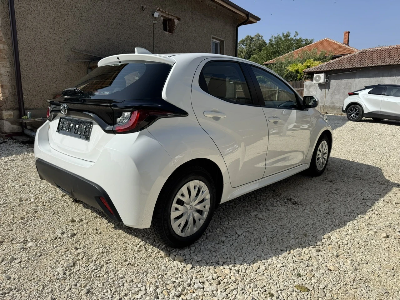 Toyota Yaris 1.5i Ръчни скорости/Мултимедия, снимка 5 - Автомобили и джипове - 55881601