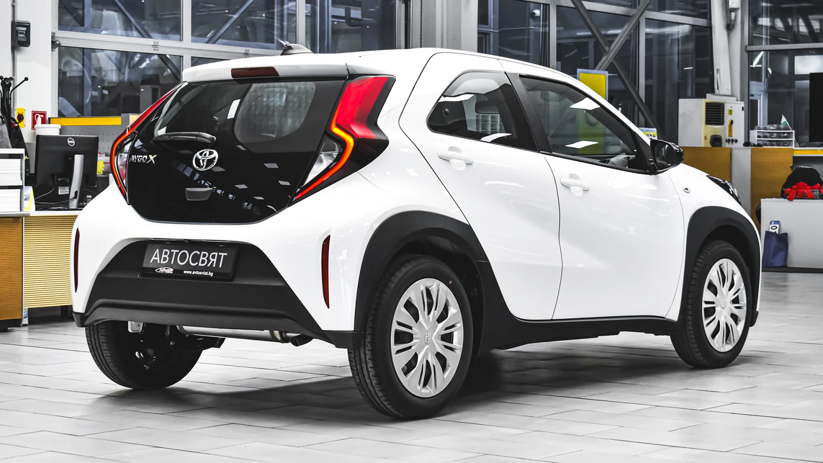 Toyota Aygo X PLAY 1.0 VVT-i, снимка 6 - Автомобили и джипове - 55836412