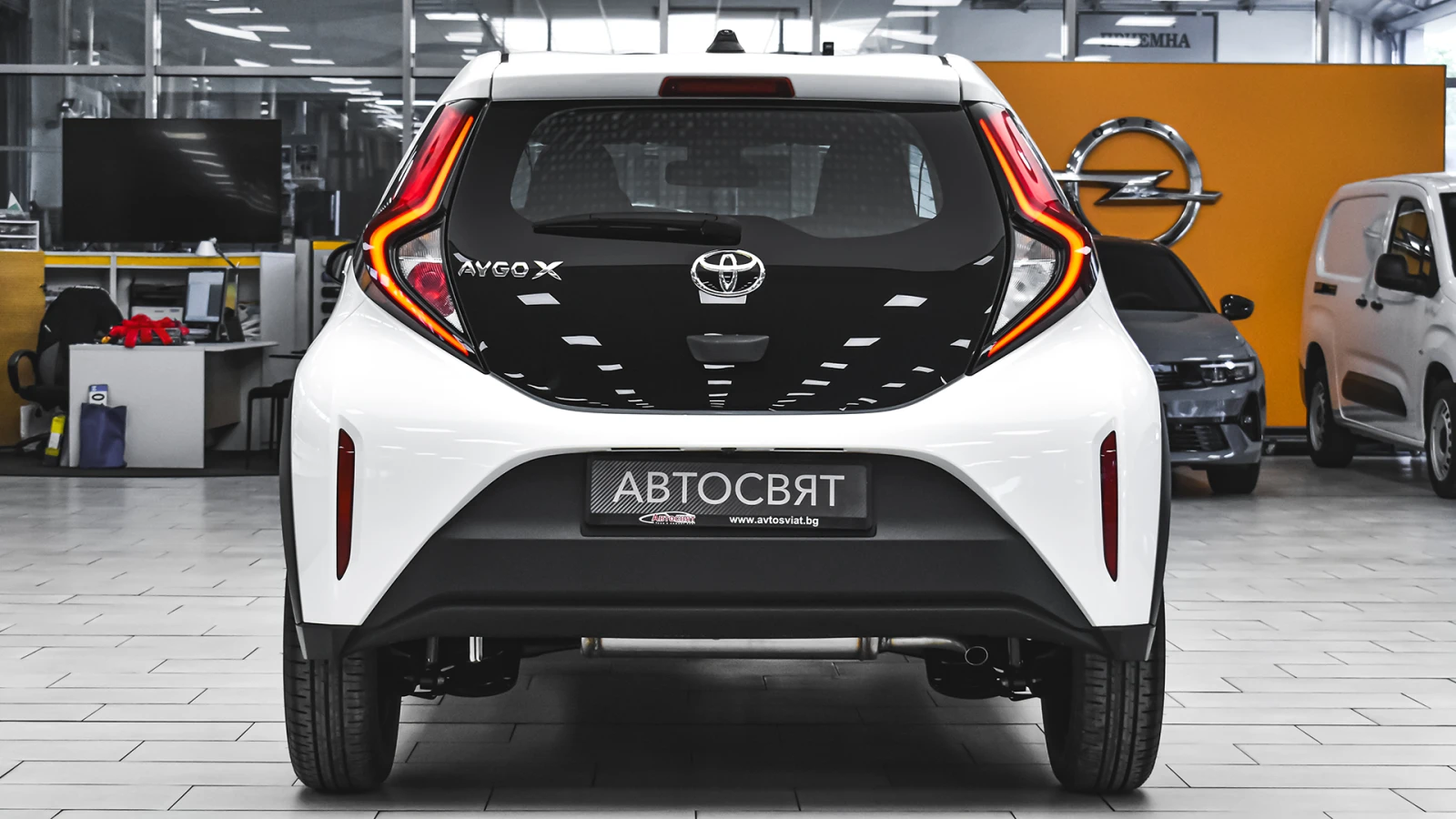 Toyota Aygo X PLAY 1.0 VVT-i, снимка 3 - Автомобили и джипове - 55836412