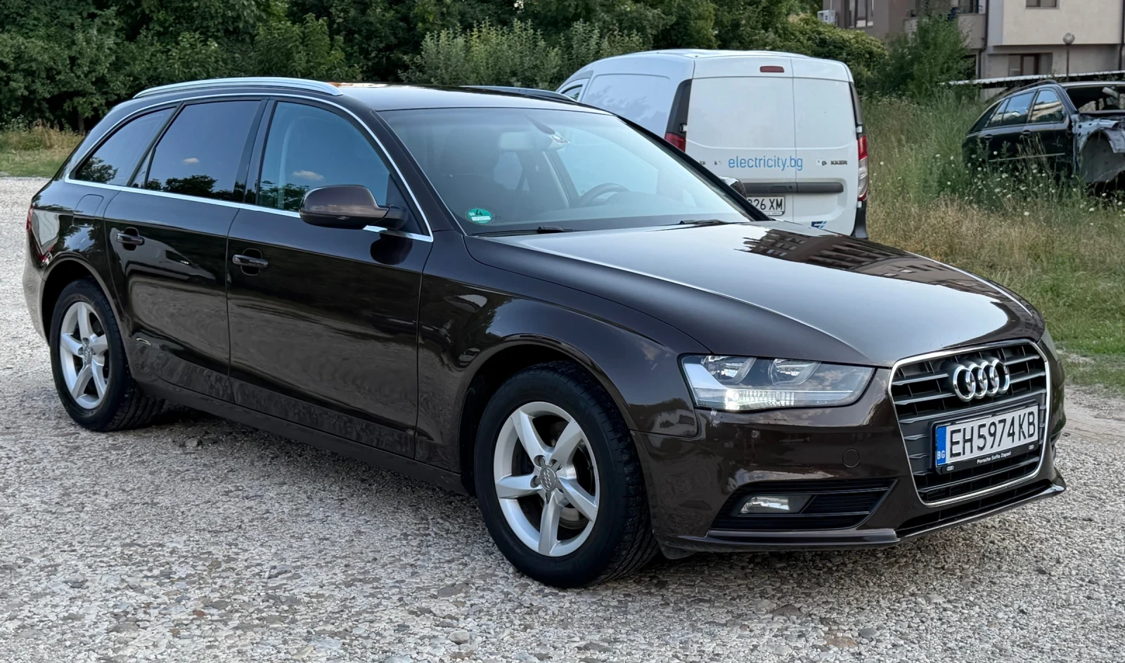 Audi A4 Ръчка-150кс., снимка 2 - Автомобили и джипове - 55896945