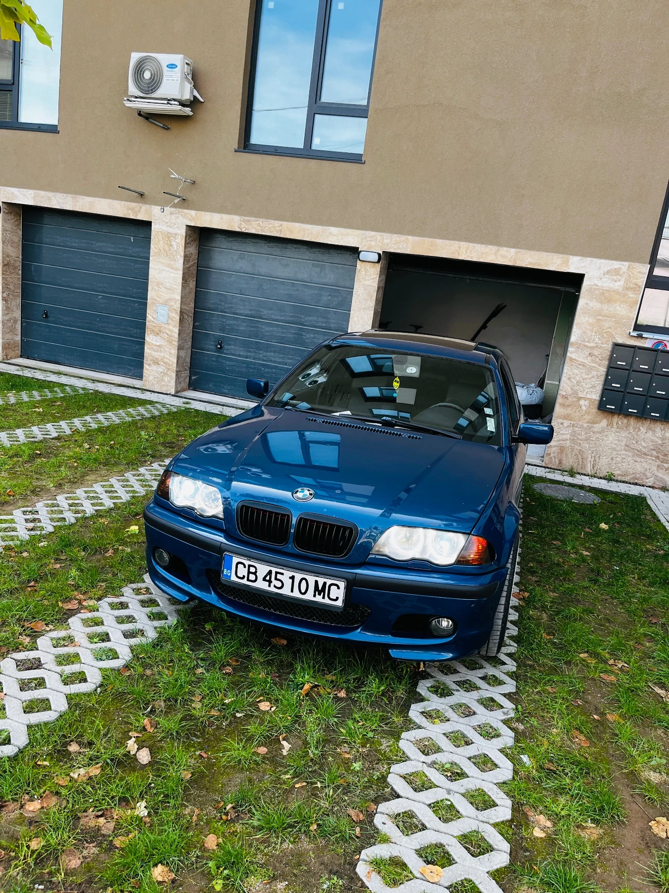 BMW 330 I, снимка 7 - Автомобили и джипове - 55981852