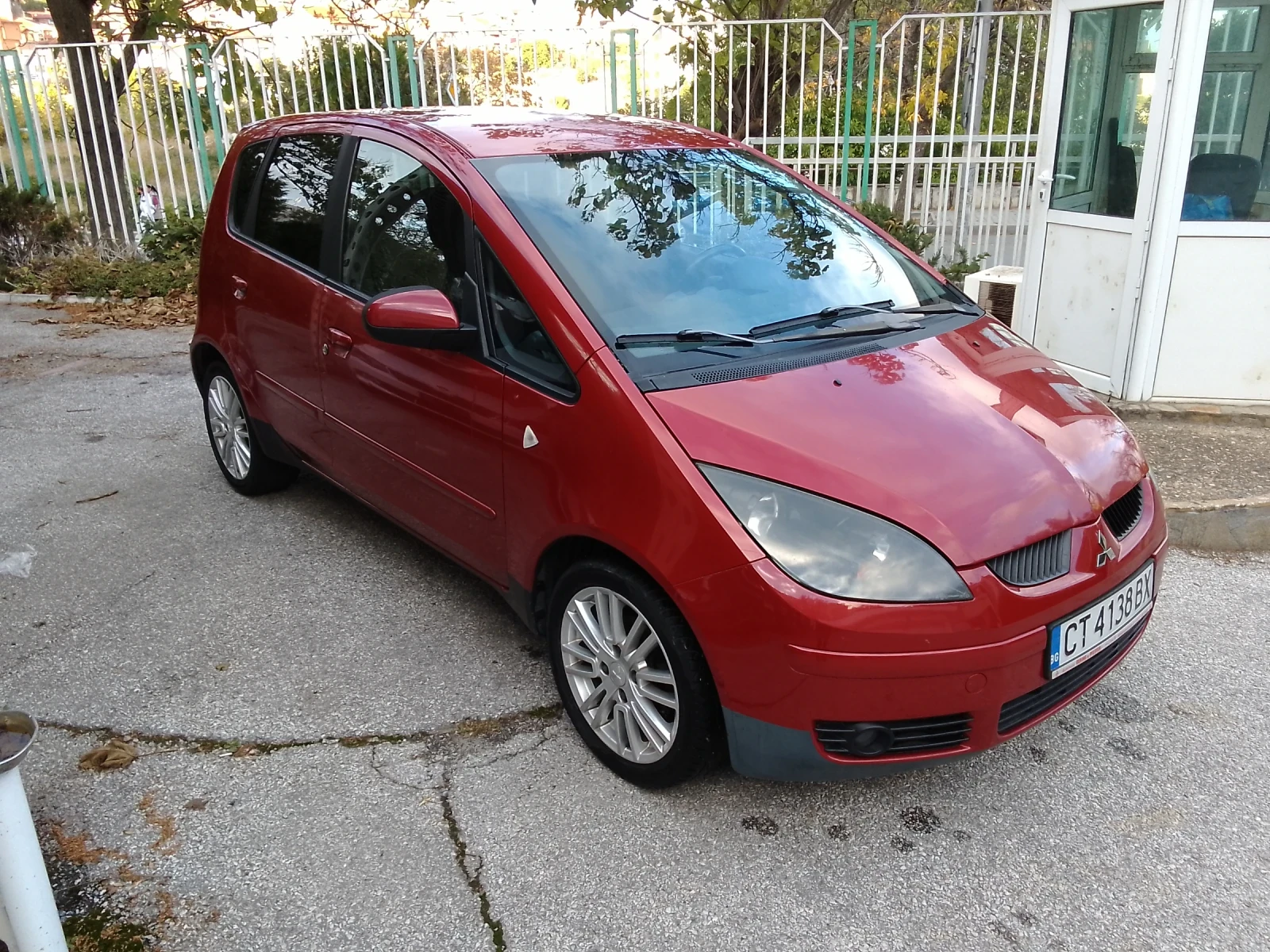 Mitsubishi Colt 1, 3 I, снимка 2 - Автомобили и джипове - 56004178