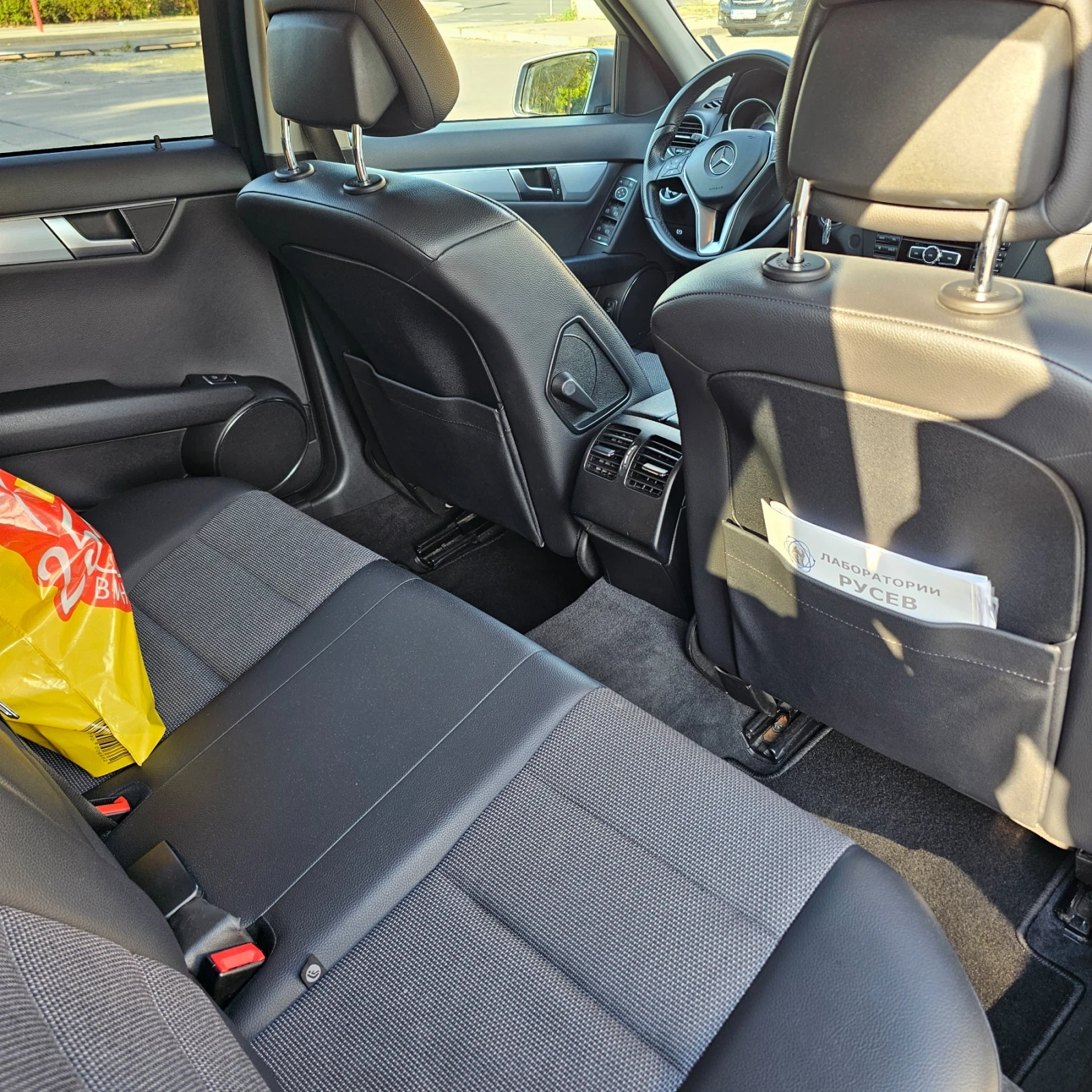 Mercedes-Benz C 220 Avangard, снимка 5 - Автомобили и джипове - 56103625