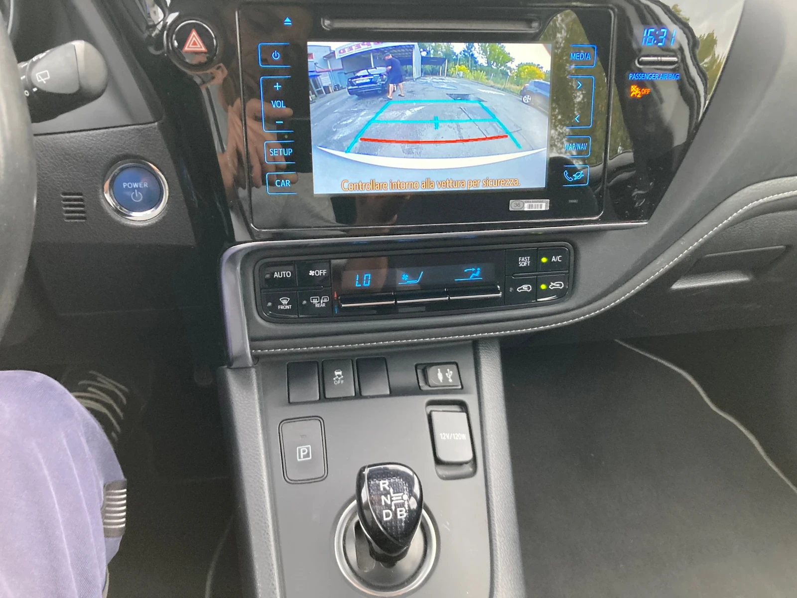 Toyota Auris 1.8 Hibrid 117000km ORIGINAL | Mobile.bg � ����������� 11