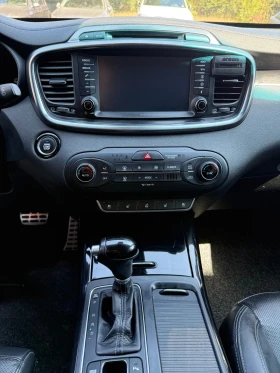 Kia Sorento 2.2 CRDi, снимка 11