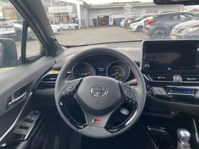 Toyota C-HR Hybrid Sport 2.0, снимка 12