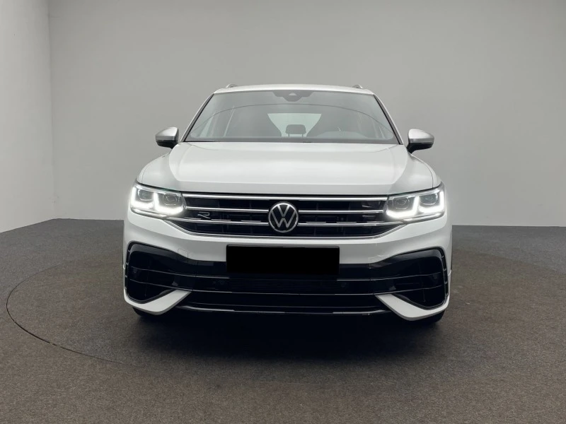 VW Tiguan 2.0TSI*4MOTION*MATRIX*SPORT, снимка 2 - Автомобили и джипове - 45095616