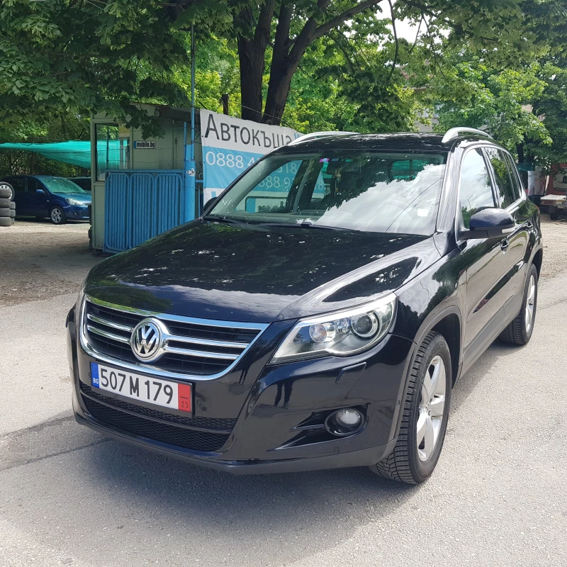 VW Tiguan 4x4 Highline CH, снимка 1 - Автомобили и джипове - 47445409