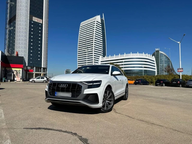 Audi Q8, снимка 1 - Автомобили и джипове - 47877220