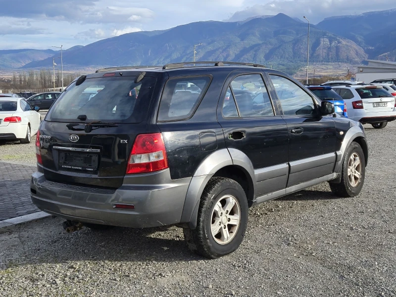 Kia Sorento 2.5, снимка 3 - Автомобили и джипове - 48041264