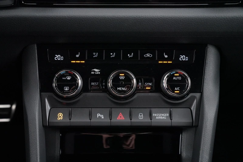 Skoda Kodiaq RS* 2.0 TSI* 4x4* DSG* DISTR* KEYLESS* , снимка 12 - Автомобили и джипове - 51201680