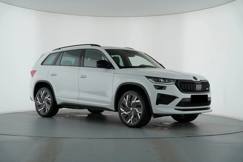 Skoda Kodiaq RS* 2.0 TSI* 4x4* DSG* DISTR* KEYLESS* , снимка 3 - Автомобили и джипове - 51201680