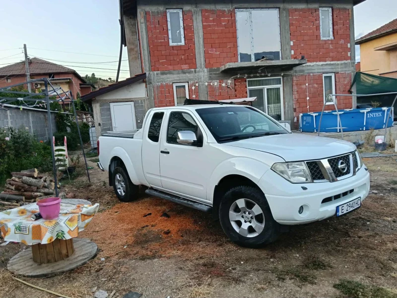 Nissan Navara, снимка 2 - Автомобили и джипове - 51652113