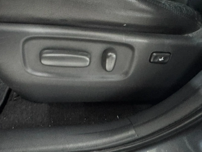 Toyota Rav4 2.0 D4D, снимка 13 - Автомобили и джипове - 53238145