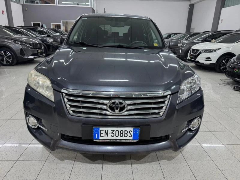 Toyota Rav4 2.0 D4D, снимка 2 - Автомобили и джипове - 53238145
