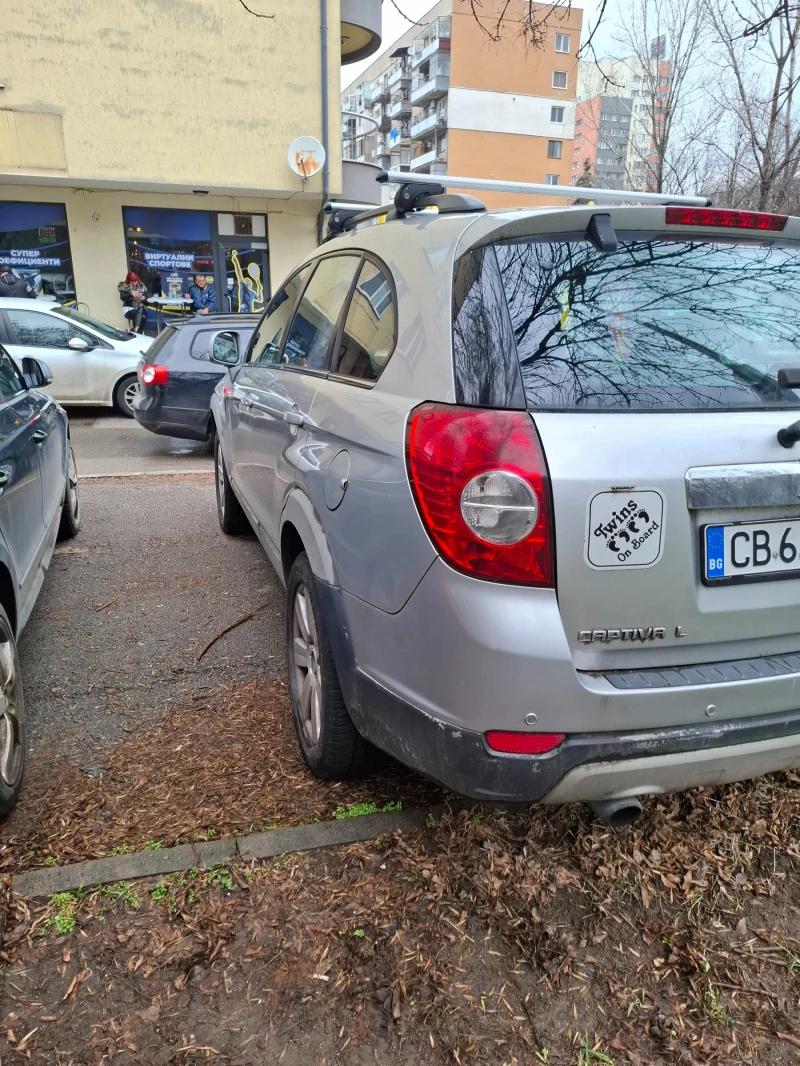 Chevrolet Captiva 2.0, снимка 2 - Автомобили и джипове - 53508920
