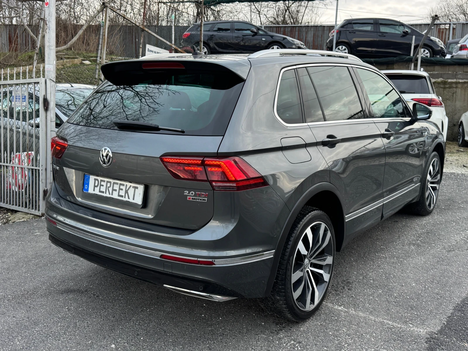 VW Tiguan TDI* 240* R-Line* 4motion | Mobile.bg � ����������� 4