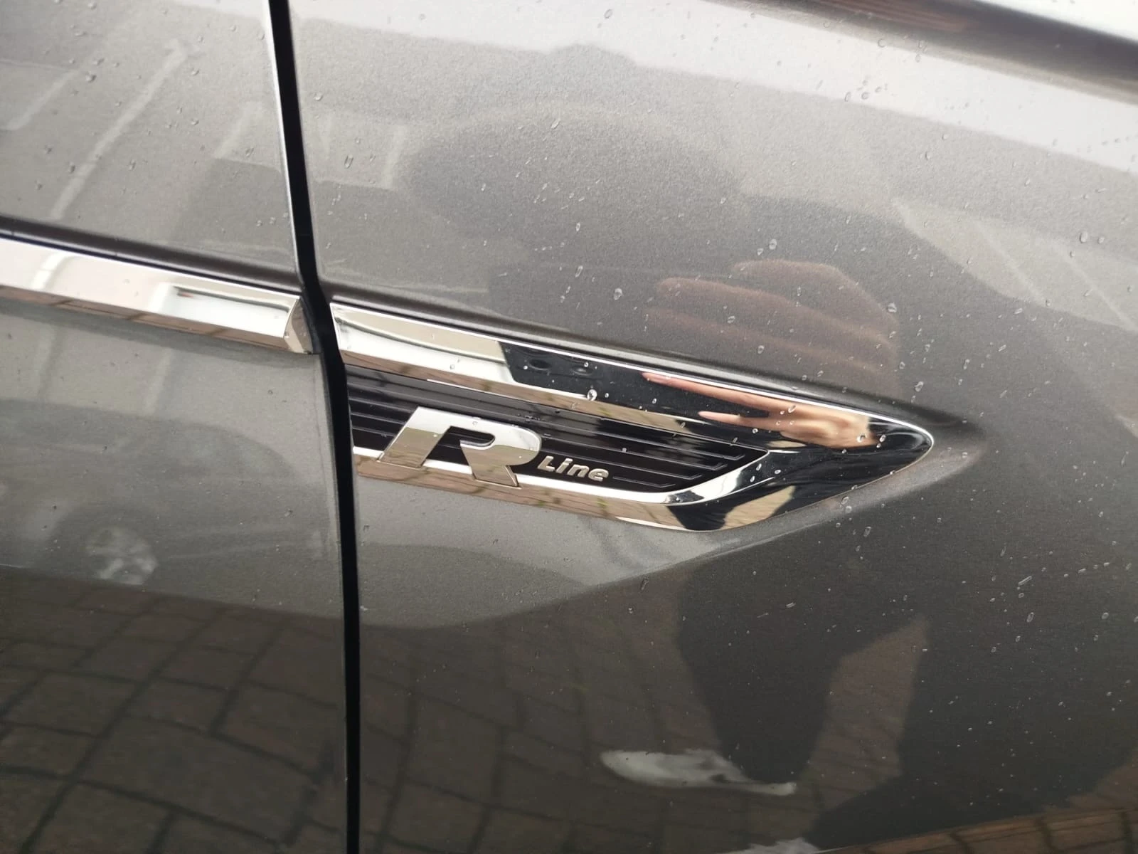 VW Tiguan TDI* 240* R-Line* 4motion | Mobile.bg   12