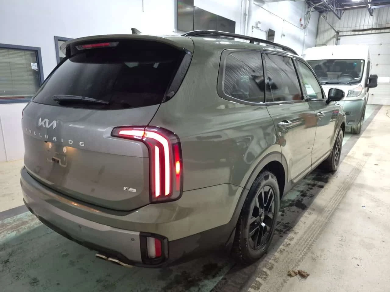 Kia Telluride * X PRO 4D UTILITY AWD * CARFAX * Без инциденти * , снимка 3 - Автомобили и джипове - 53886333