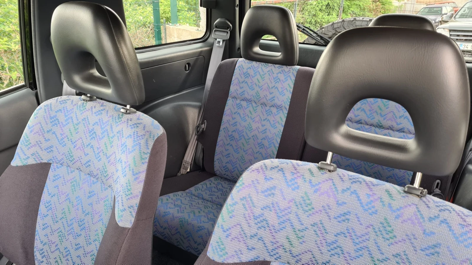 Toyota Rav4, снимка 6 - Автомобили и джипове - 54805415