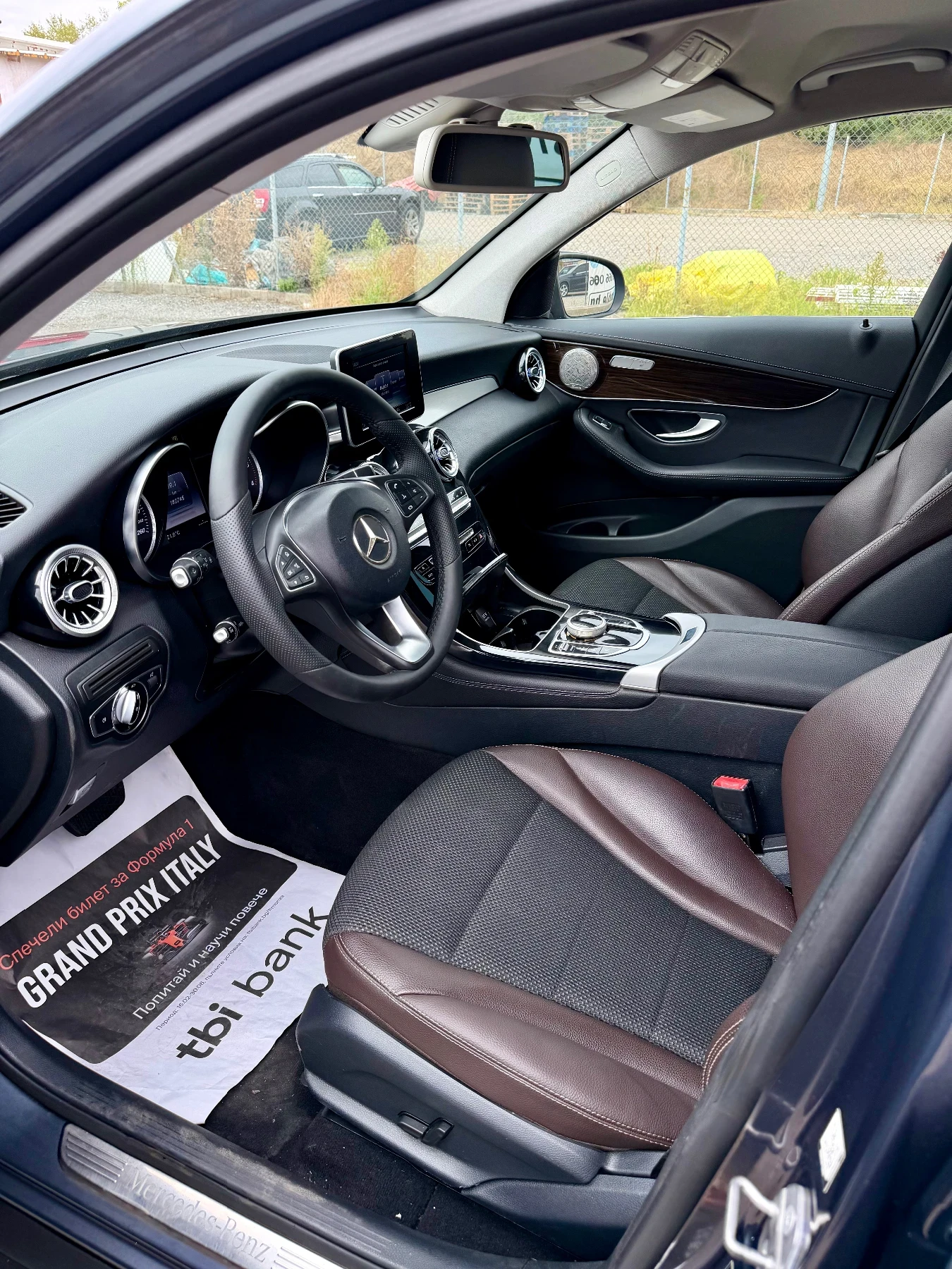 Mercedes-Benz GLC 220, снимка 11 - Автомобили и джипове - 55670921