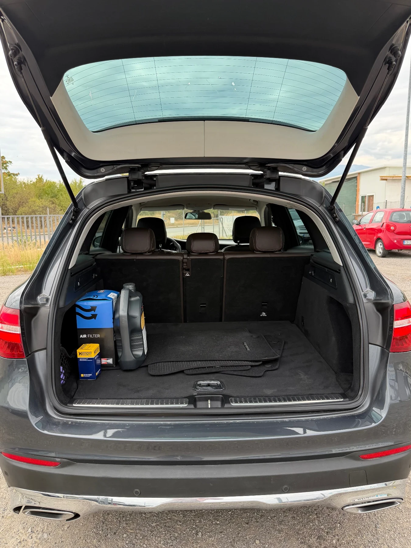 Mercedes-Benz GLC 220, снимка 15 - Автомобили и джипове - 55670921
