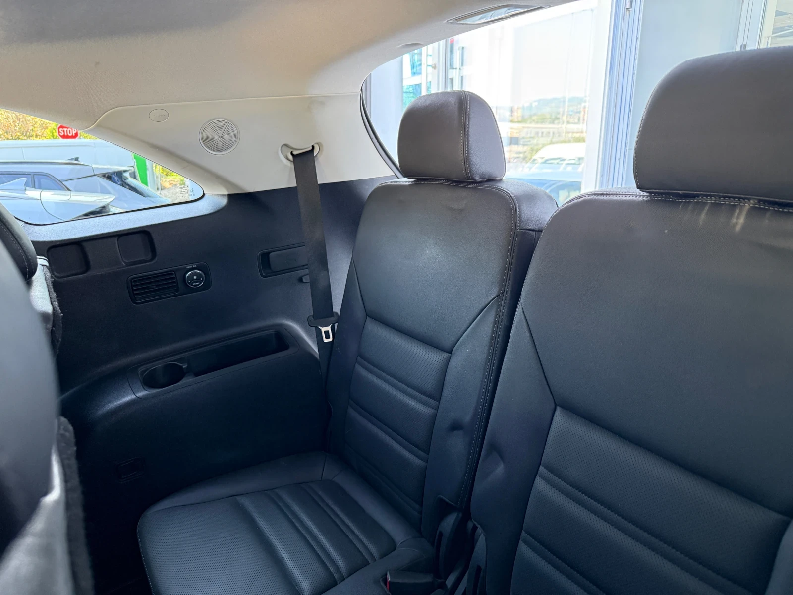 Kia Sorento 2.2 CRDi, снимка 16 - Автомобили и джипове - 55693560