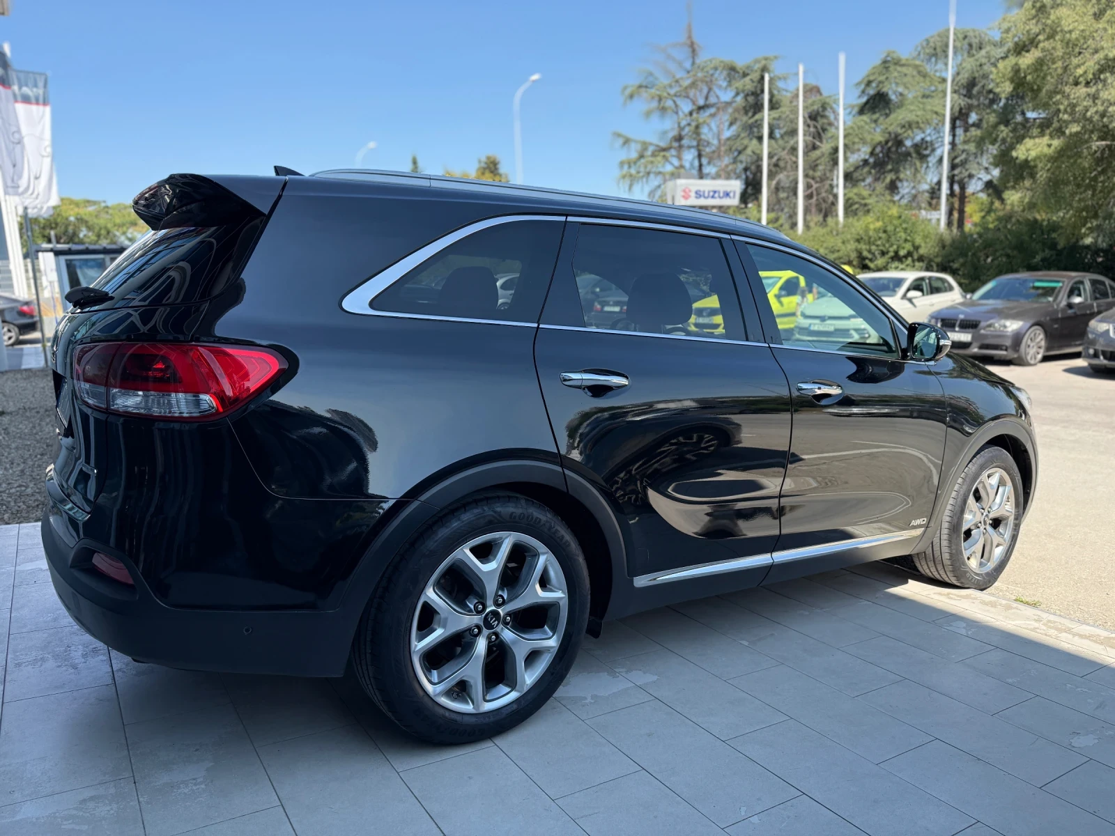 Kia Sorento 2.2 CRDi, снимка 6 - Автомобили и джипове - 55693560