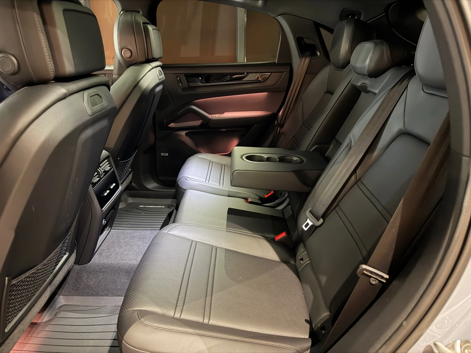Porsche Cayenne Black Edition Coupe, снимка 9 - Автомобили и джипове - 55739293