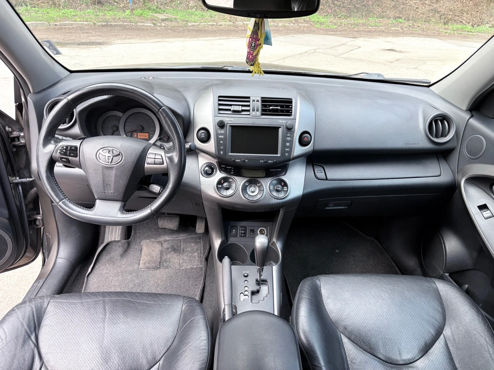 Toyota Rav4 D-cat, снимка 10 - Автомобили и джипове - 56256540