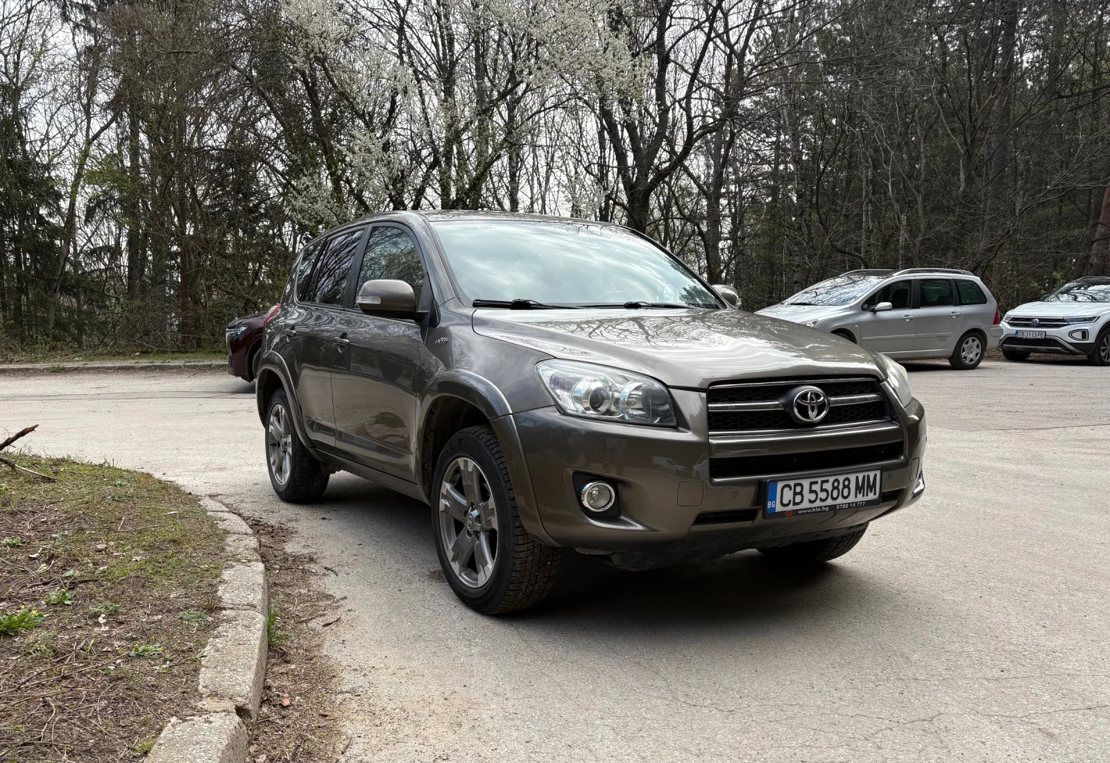 Toyota Rav4 D-cat, снимка 7 - Автомобили и джипове - 56256540